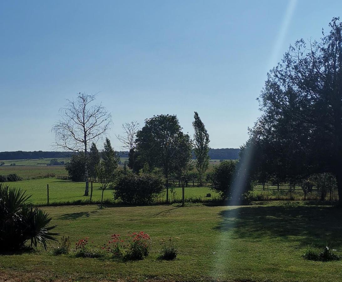 D'hotes Domaine Des Formes Bed & Breakfast Effiat